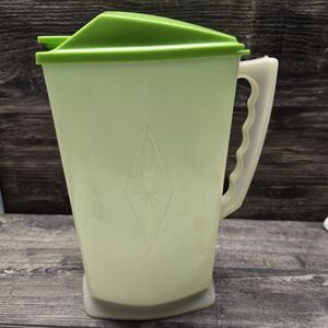 Vintage Alladinware 4qt Pitcher Green And White. Retro‎ Vtg Kitchen Ware